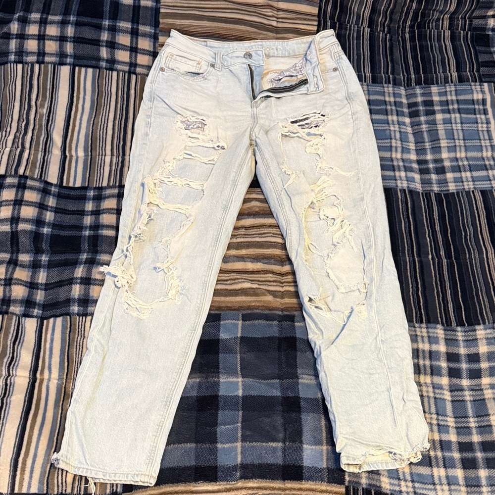 Light wash American Eagle Jeans